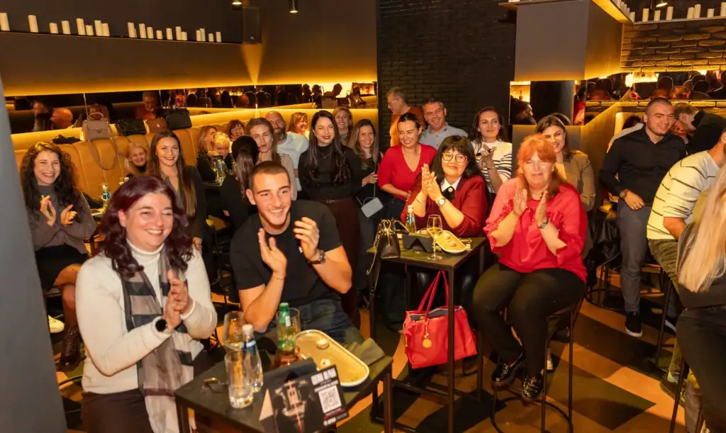 Сделка на ръба – Live Broker Show 3 Публиката ръкопляска на поредния рунд в Sotto Bar